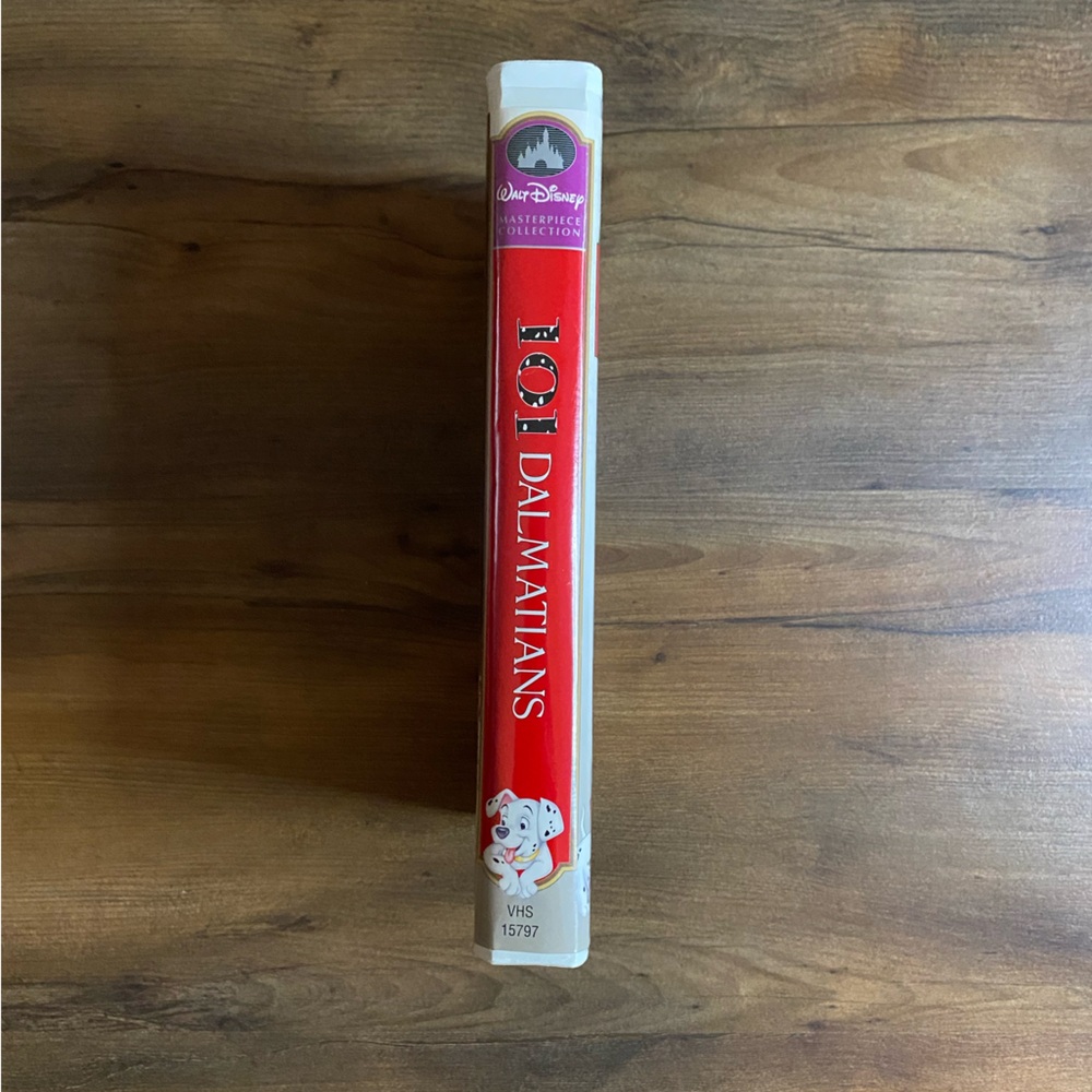 101 Dalmatians VHS Tape (Masterpiece Collection Edition) - Picture 3 of 3
